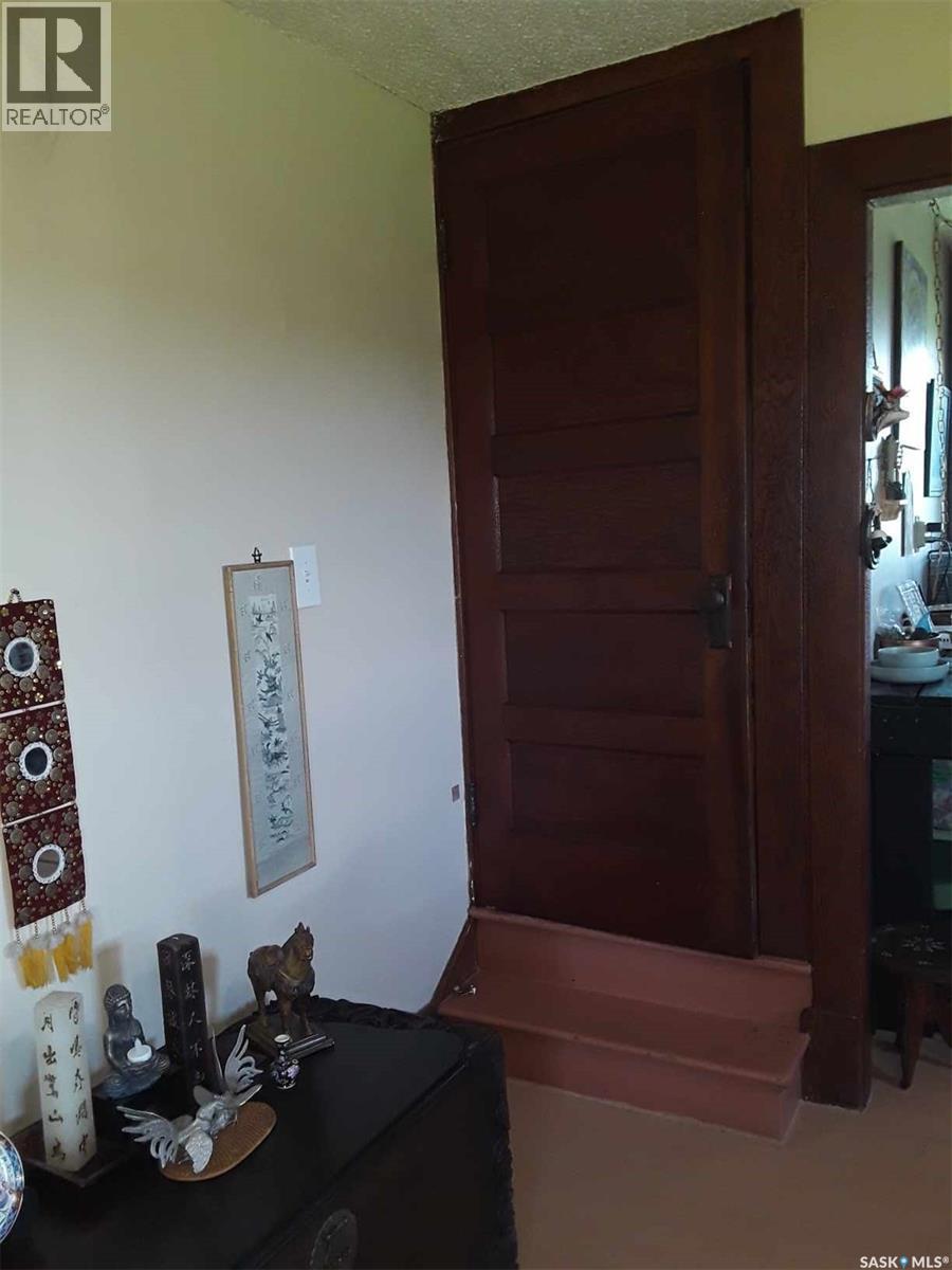 Nw1 34-24-W2, Usborne Rm No. 310, SK - Indoor Photo Showing Other Room