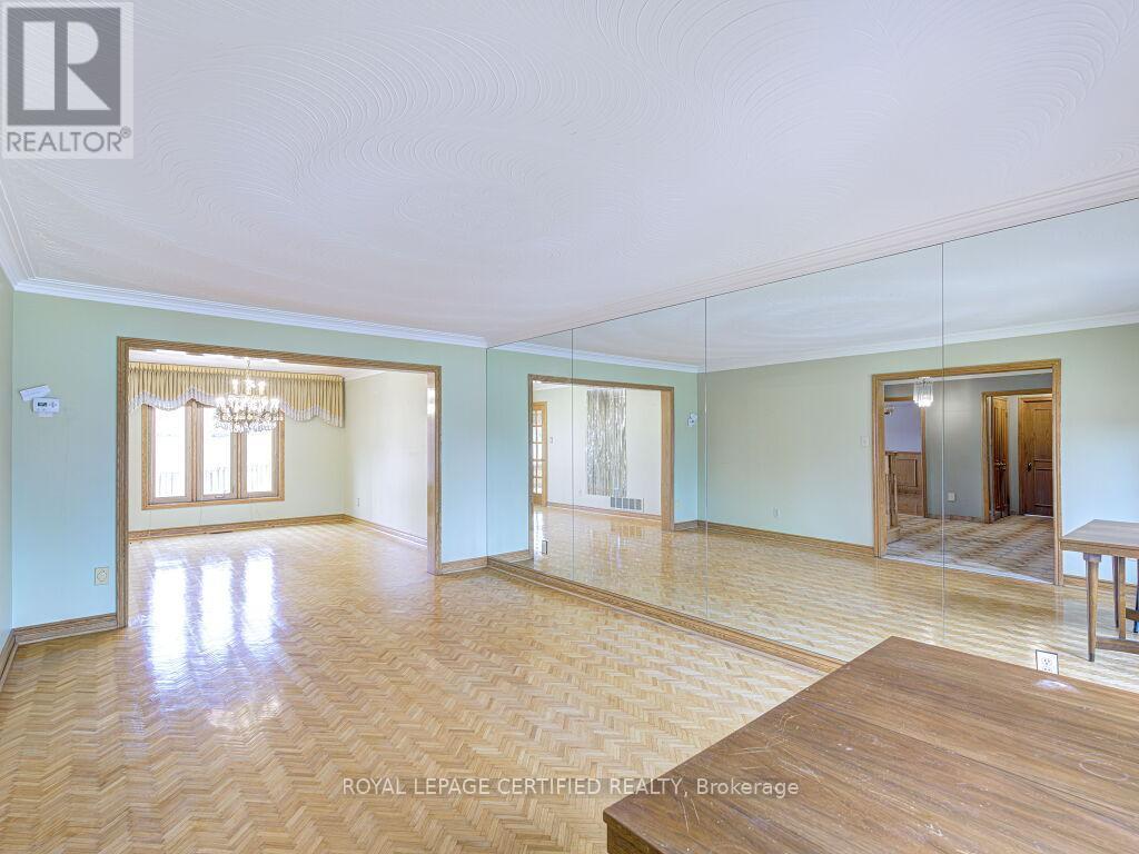 4261 Capilano Court, Mississauga, ON - Indoor Photo Showing Other Room