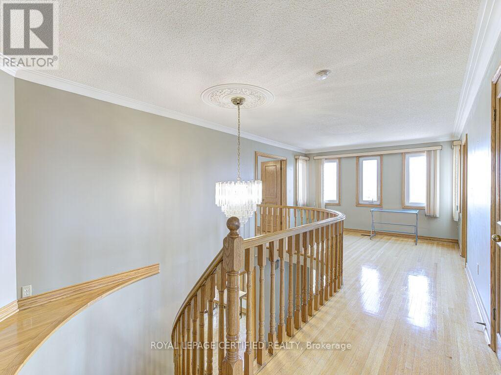 4261 Capilano Court, Mississauga, ON - Indoor Photo Showing Other Room