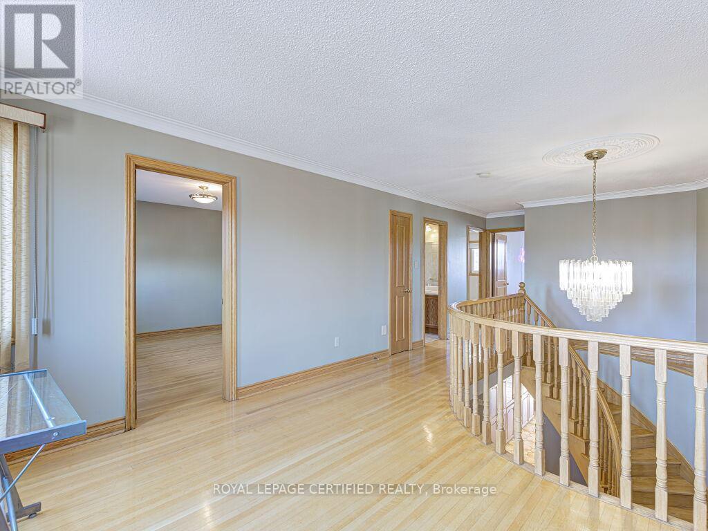 4261 Capilano Court, Mississauga, ON - Indoor Photo Showing Other Room