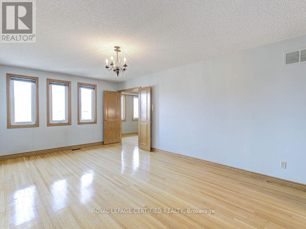4261 Capilano Court, Mississauga, ON - Indoor Photo Showing Other Room