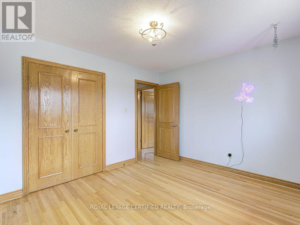 4261 Capilano Court, Mississauga, ON - Indoor Photo Showing Other Room