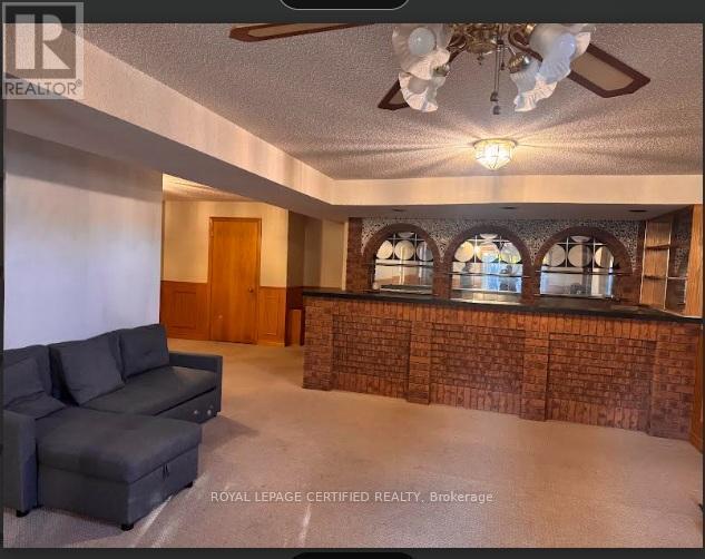 4261 Capilano Court, Mississauga, ON - Indoor Photo Showing Other Room
