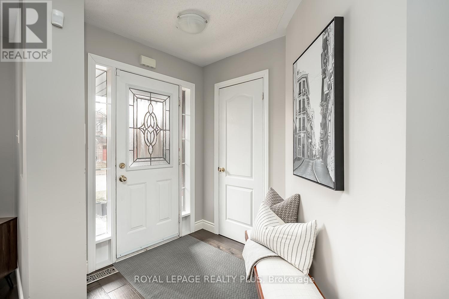 5887 Shelford Terrace, Mississauga, ON - Indoor Photo Showing Other Room