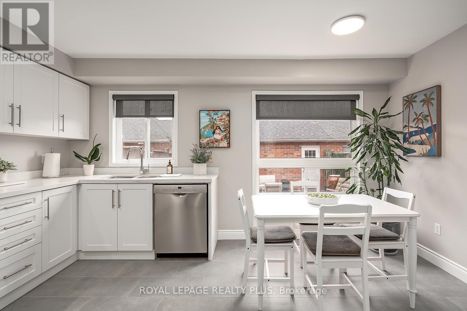 5887 Shelford Terrace, Mississauga, ON - Indoor