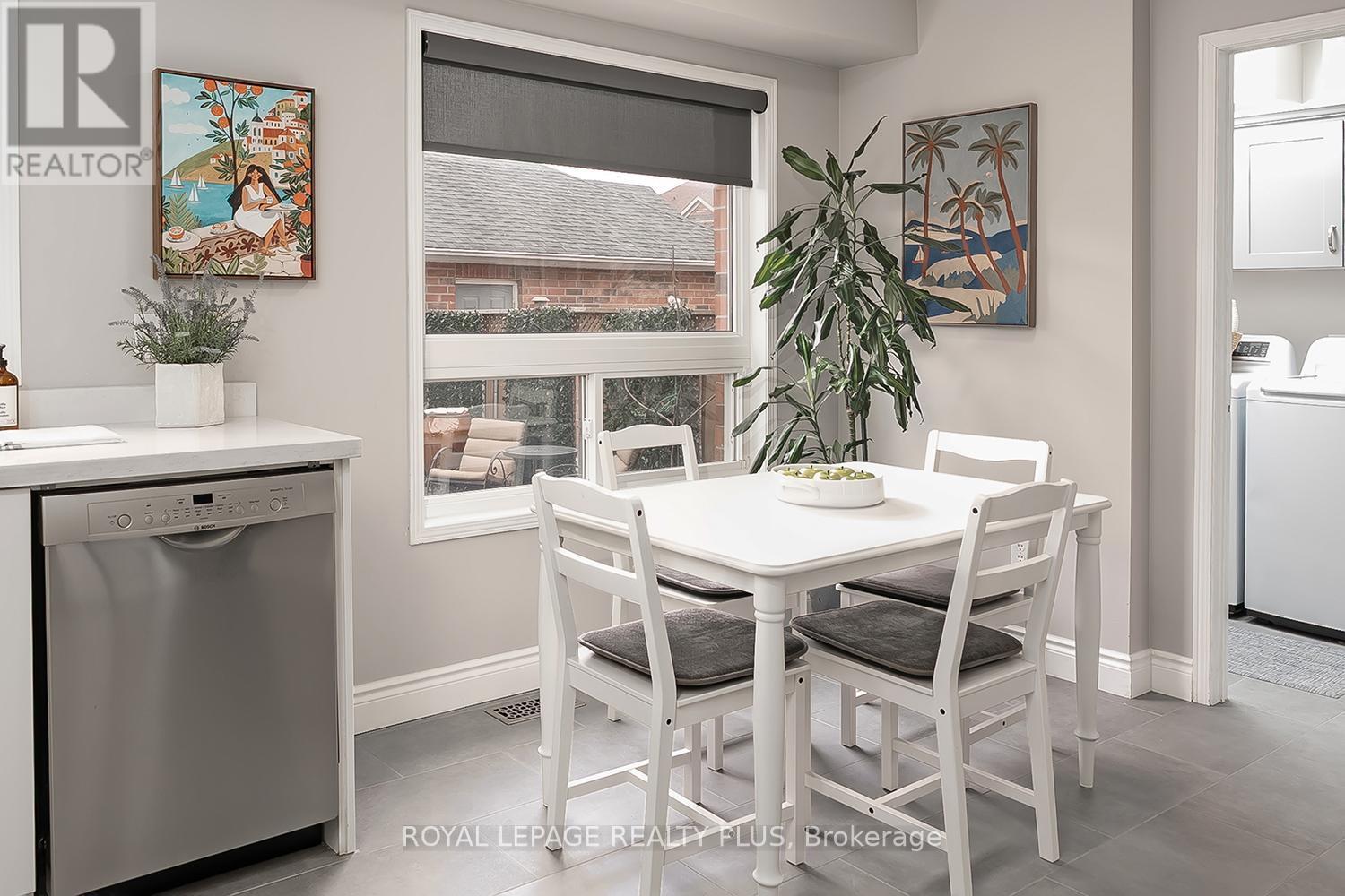 5887 Shelford Terrace, Mississauga, ON - Indoor