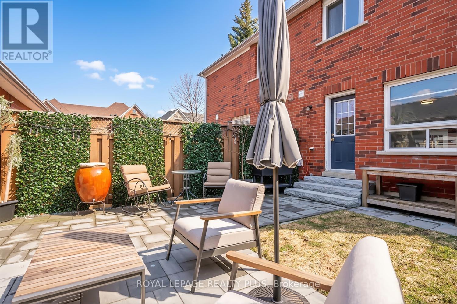 5887 Shelford Terrace, Mississauga, ON - Outdoor With Deck Patio Veranda