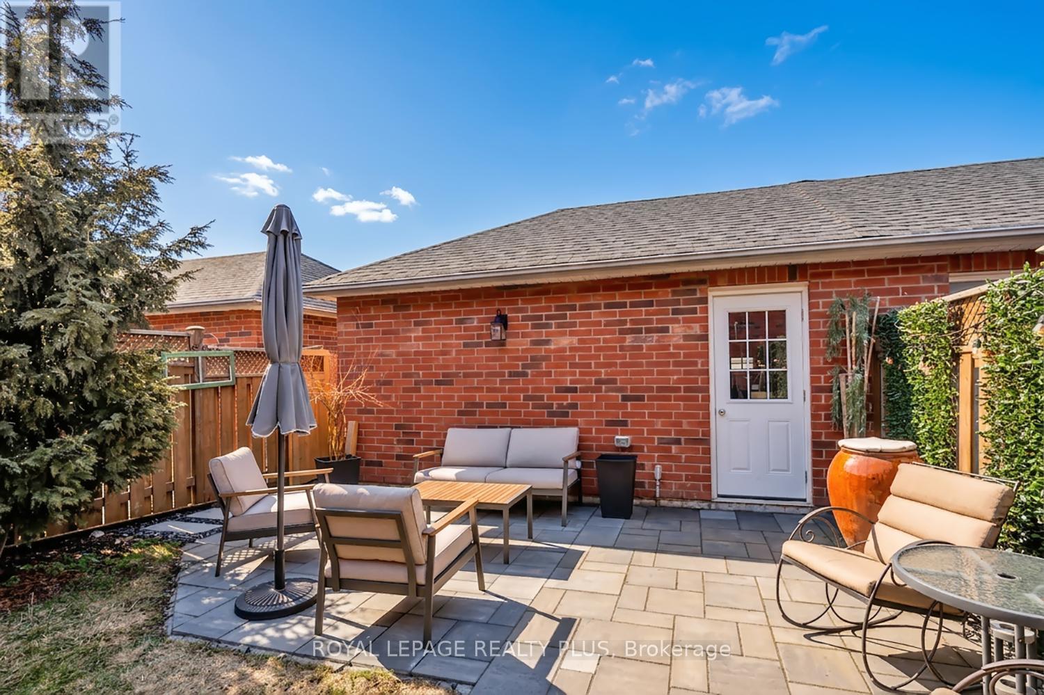5887 Shelford Terrace, Mississauga, ON - Outdoor With Deck Patio Veranda With Exterior