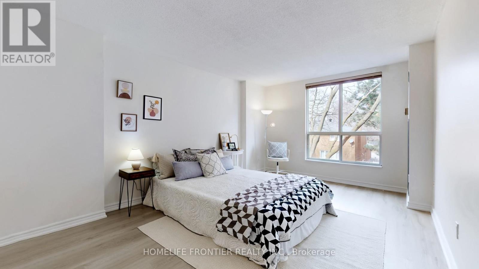 306 - 9 Chalmers Road, Richmond Hill, ON - Indoor Photo Showing Bedroom