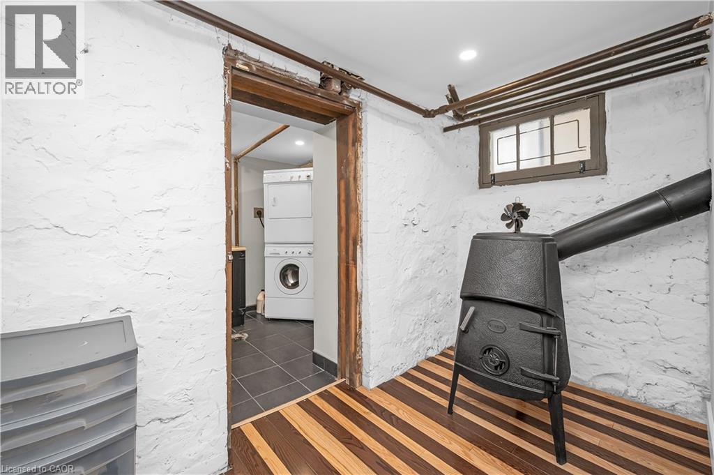 77 Proctor Boulevard, Hamilton, ON - Indoor