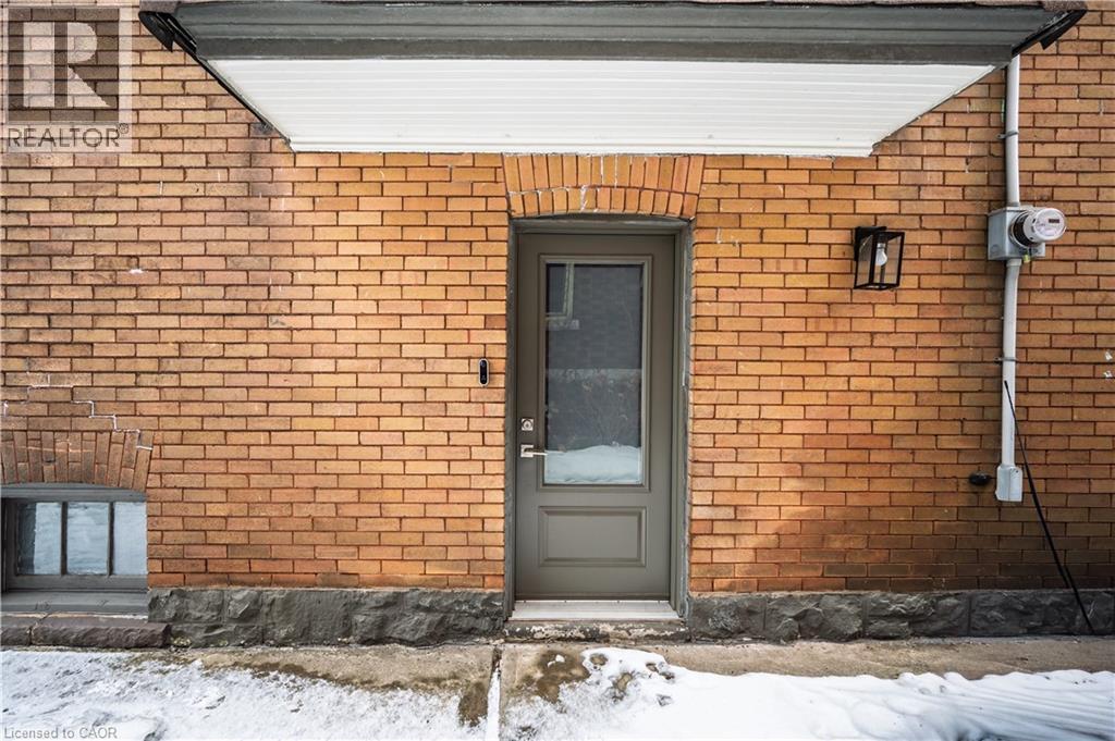 77 Proctor Boulevard, Hamilton, ON - Outdoor With Exterior