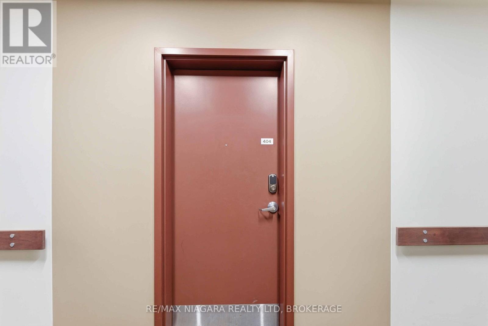 404 - 26 Wellington Street, St. Catharines (Downtown), ON - Photo Showing Other Room