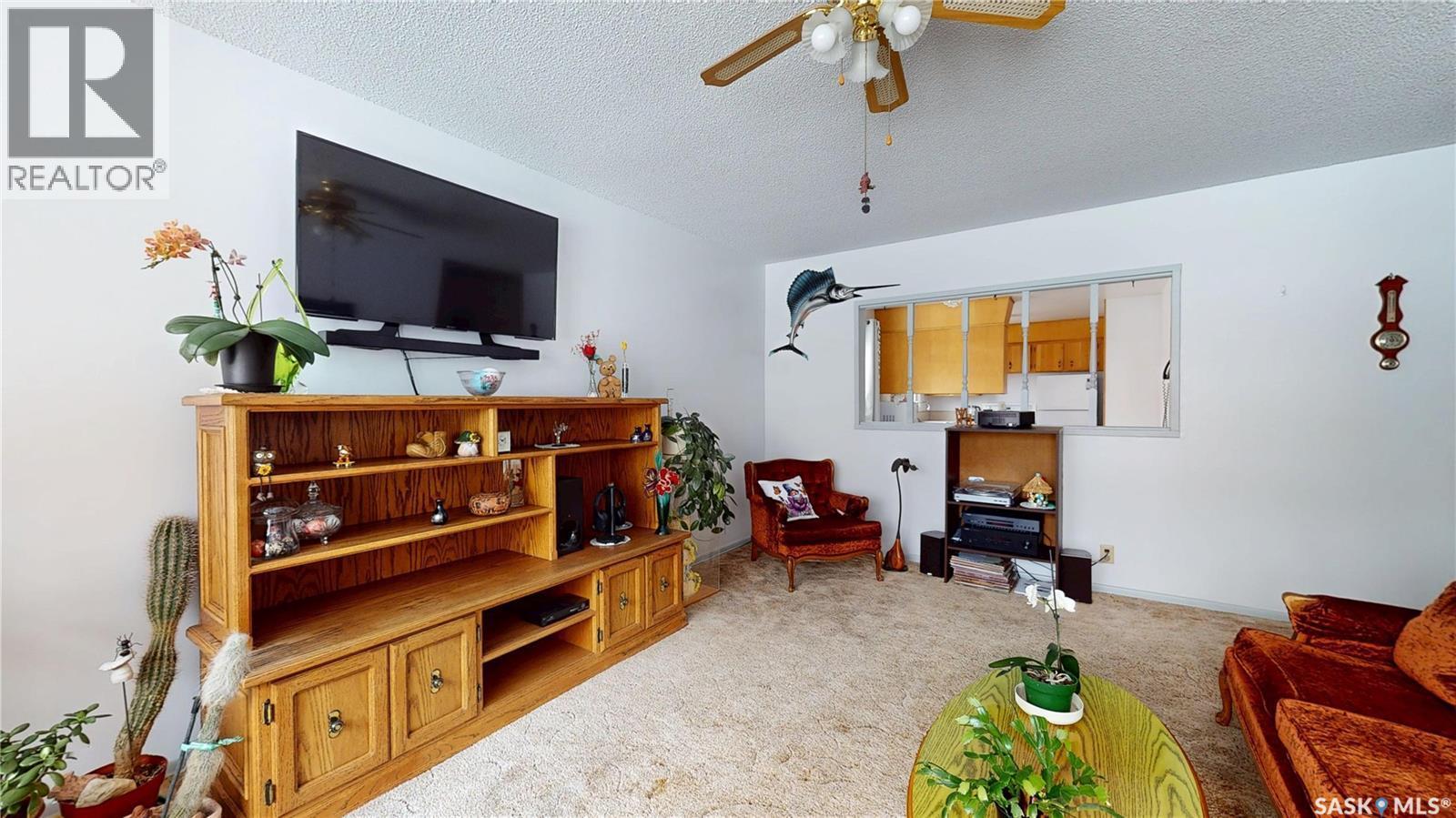 28 Matheson Crescent, Regina, SK - Indoor