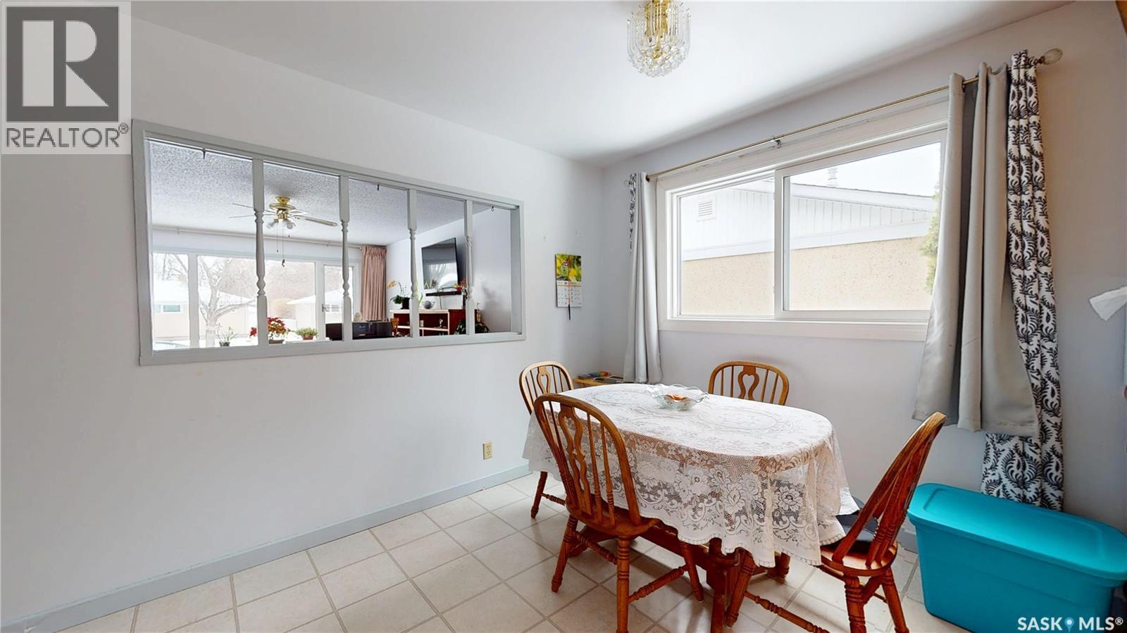 28 Matheson Crescent, Regina, SK - Indoor Photo Showing Dining Room