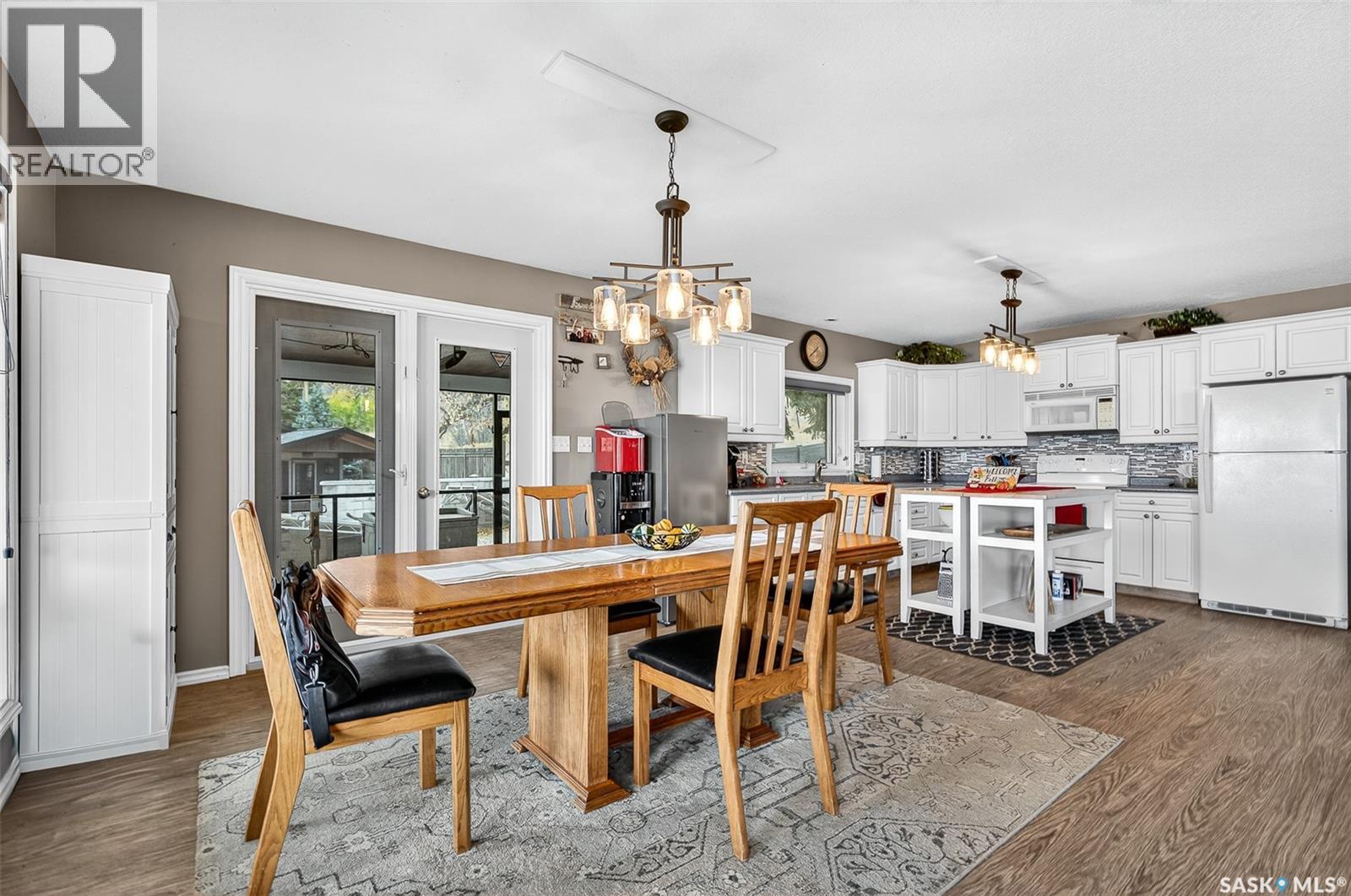367 Daniel Drive, North Grove, SK - Indoor Photo Showing Dining Room