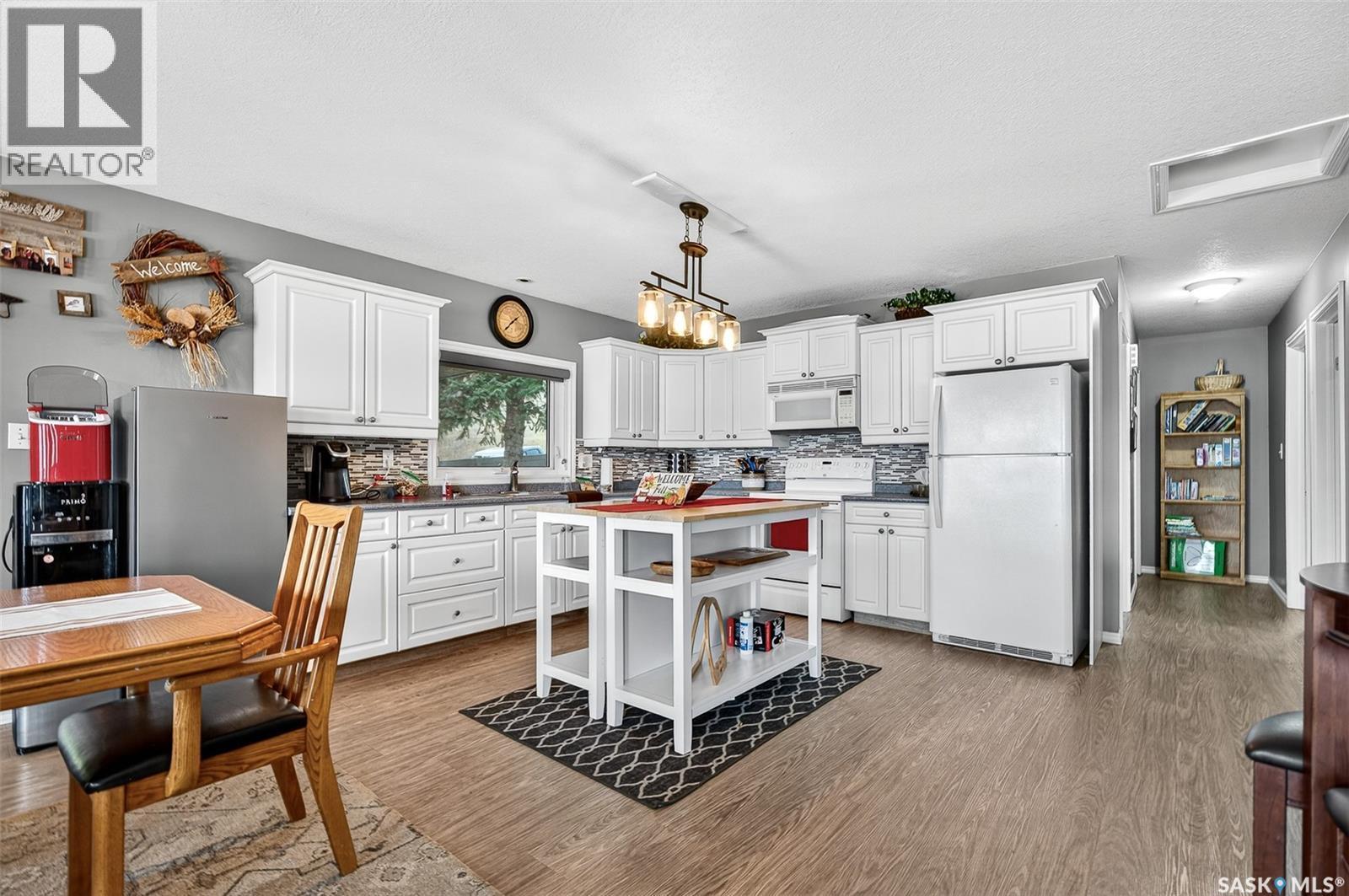 367 Daniel Drive, North Grove, SK - Indoor