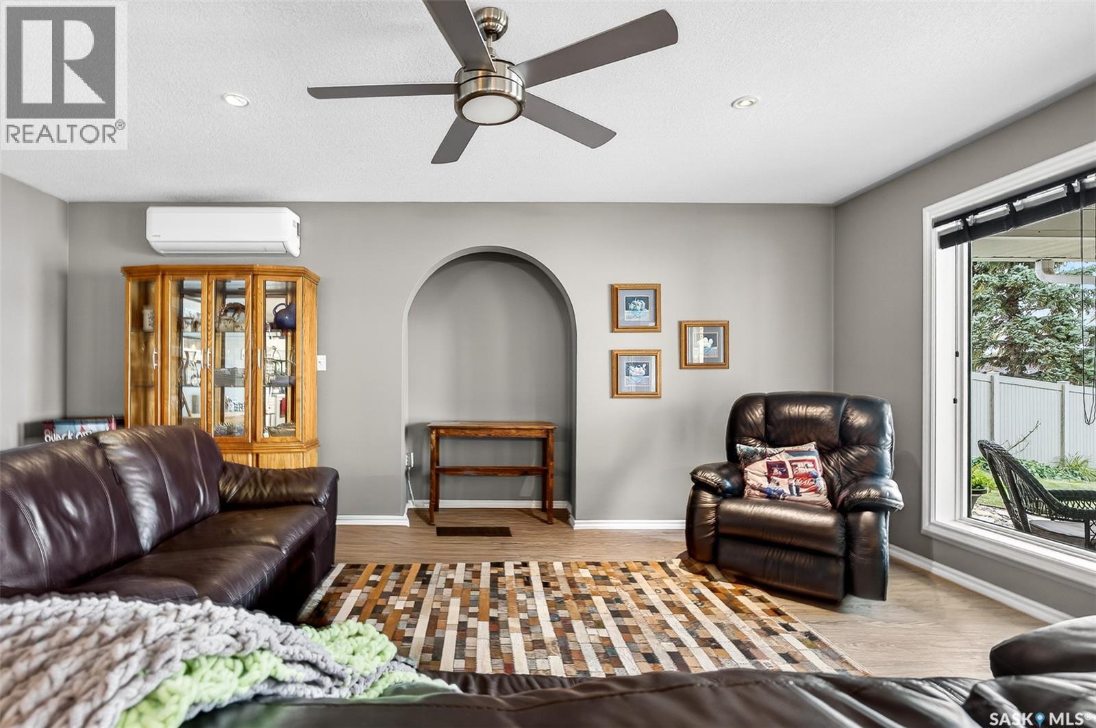 367 Daniel Drive, North Grove, SK - Indoor Photo Showing Living Room