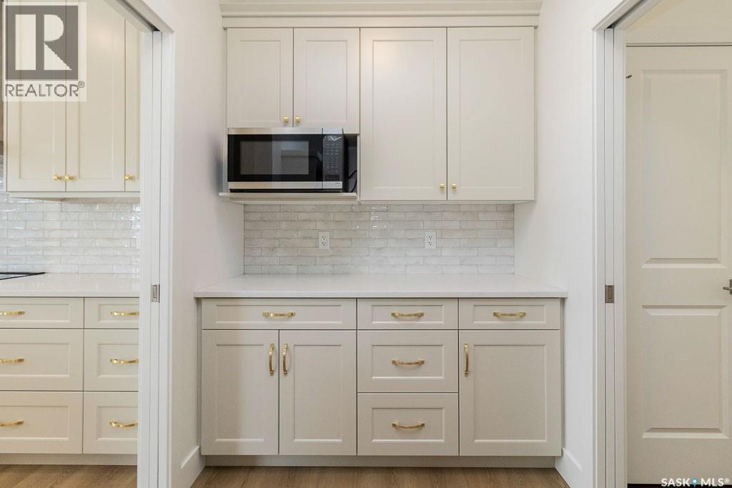 150 Mazurek Crescent, Saskatoon, SK - Indoor