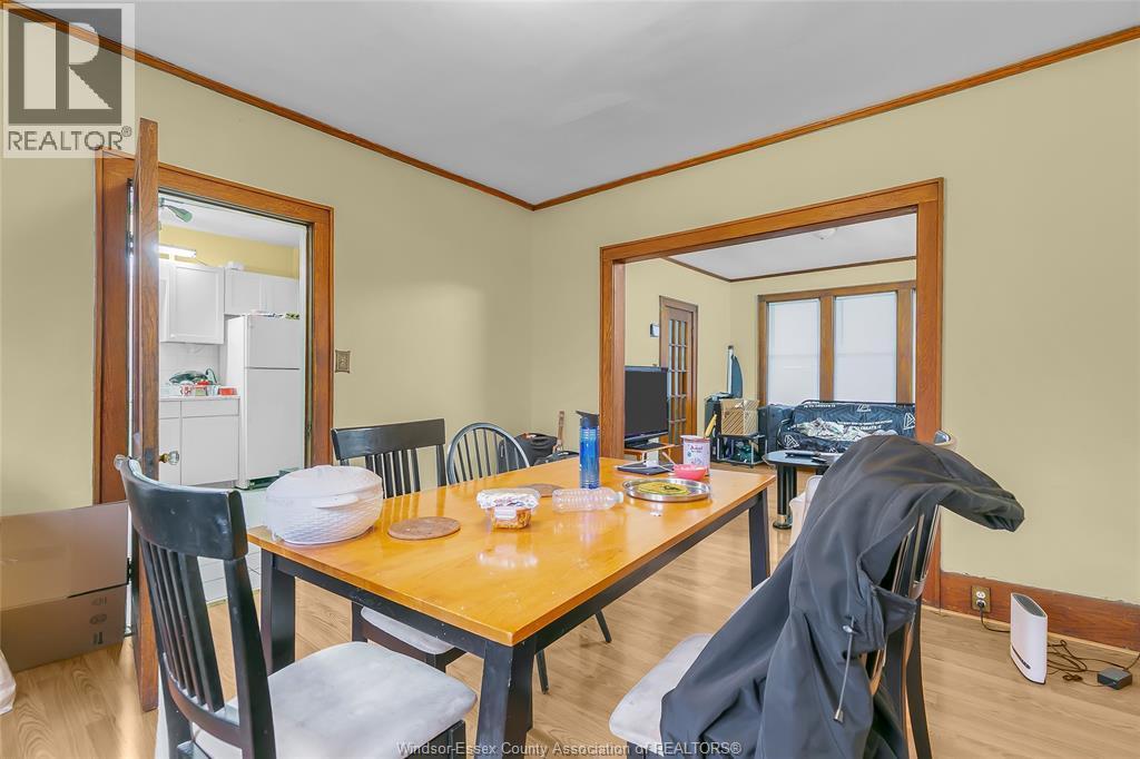 69 Shepherd, Windsor, ON - Indoor Photo Showing Dining Room