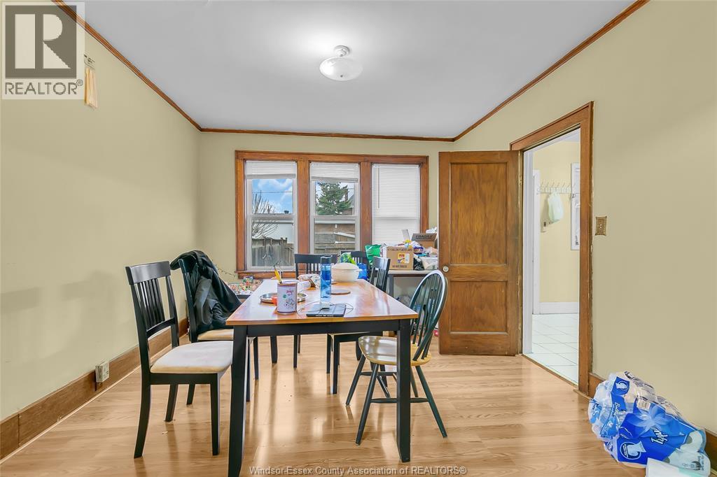 69 Shepherd, Windsor, ON - Indoor Photo Showing Dining Room
