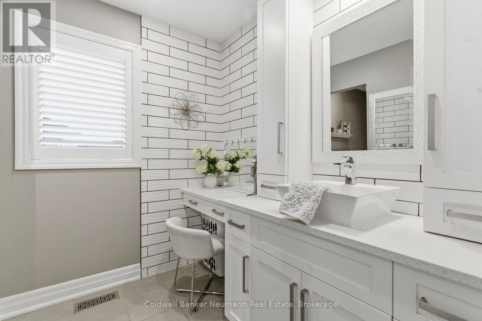 356 Falling Green Crescent, Kitchener, ON - Indoor Photo Showing Bathroom