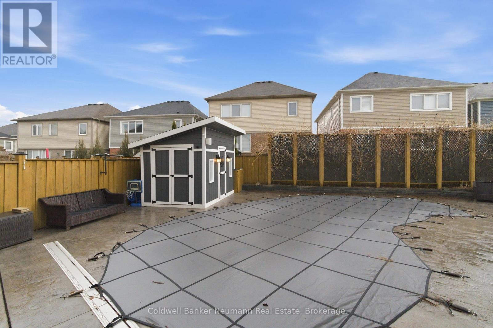 356 Falling Green Crescent, Kitchener, ON - Outdoor