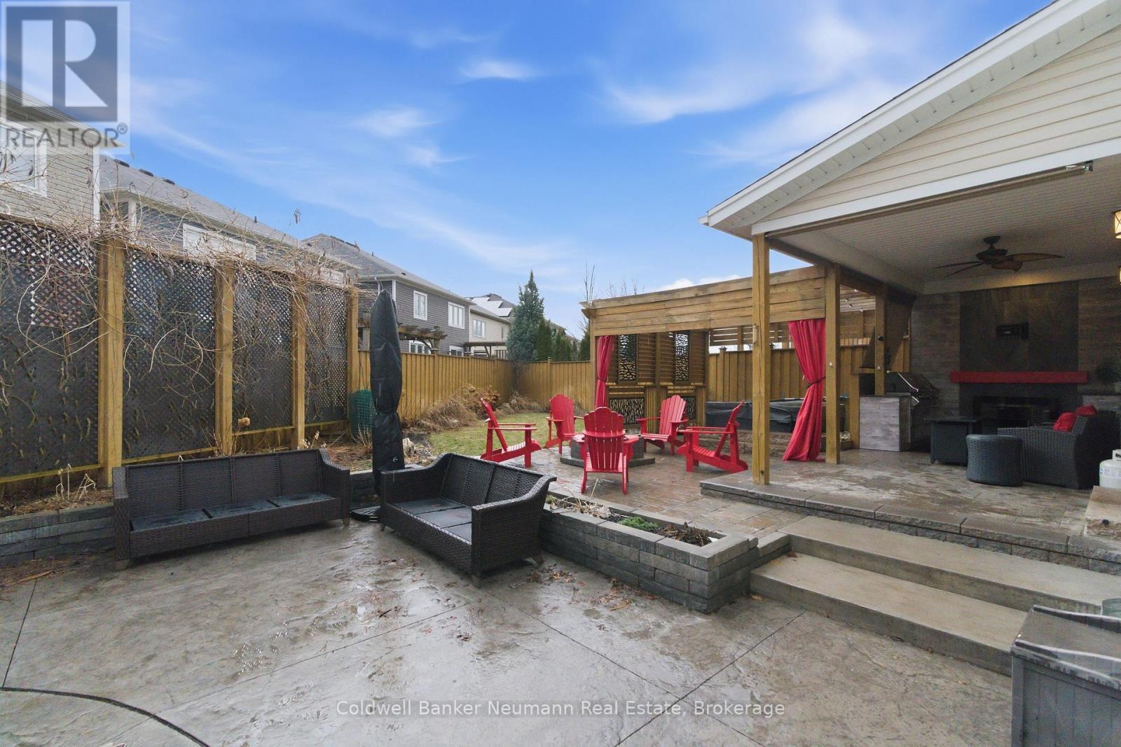 356 Falling Green Crescent, Kitchener, ON - Outdoor