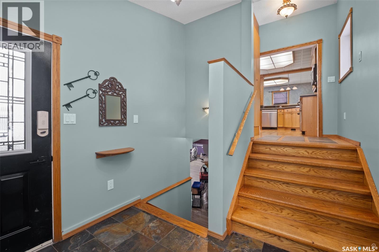 1027 4Th Street E, Prince Albert, SK - Indoor Photo Showing Other Room