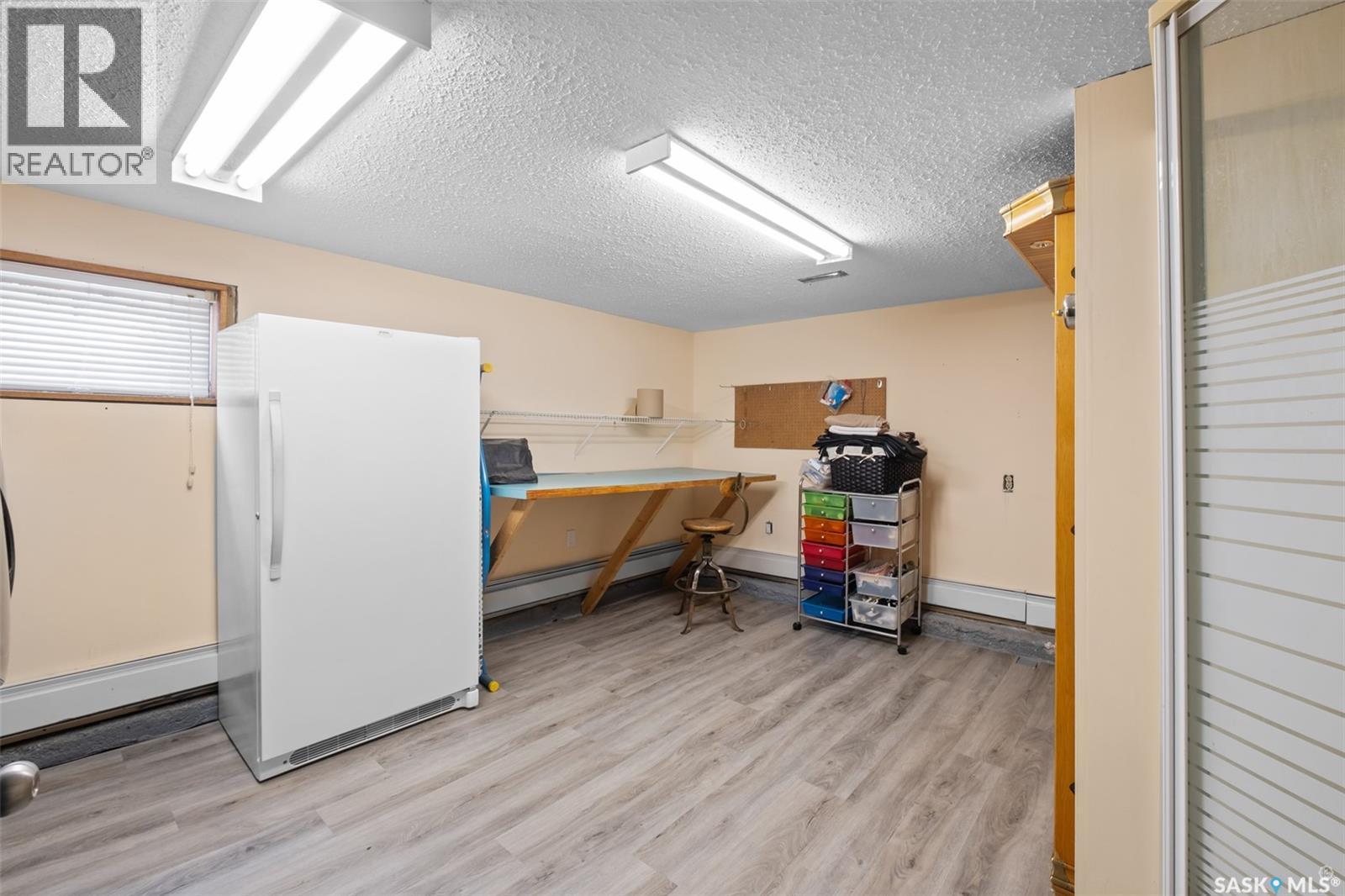 1027 4Th Street E, Prince Albert, SK - Indoor