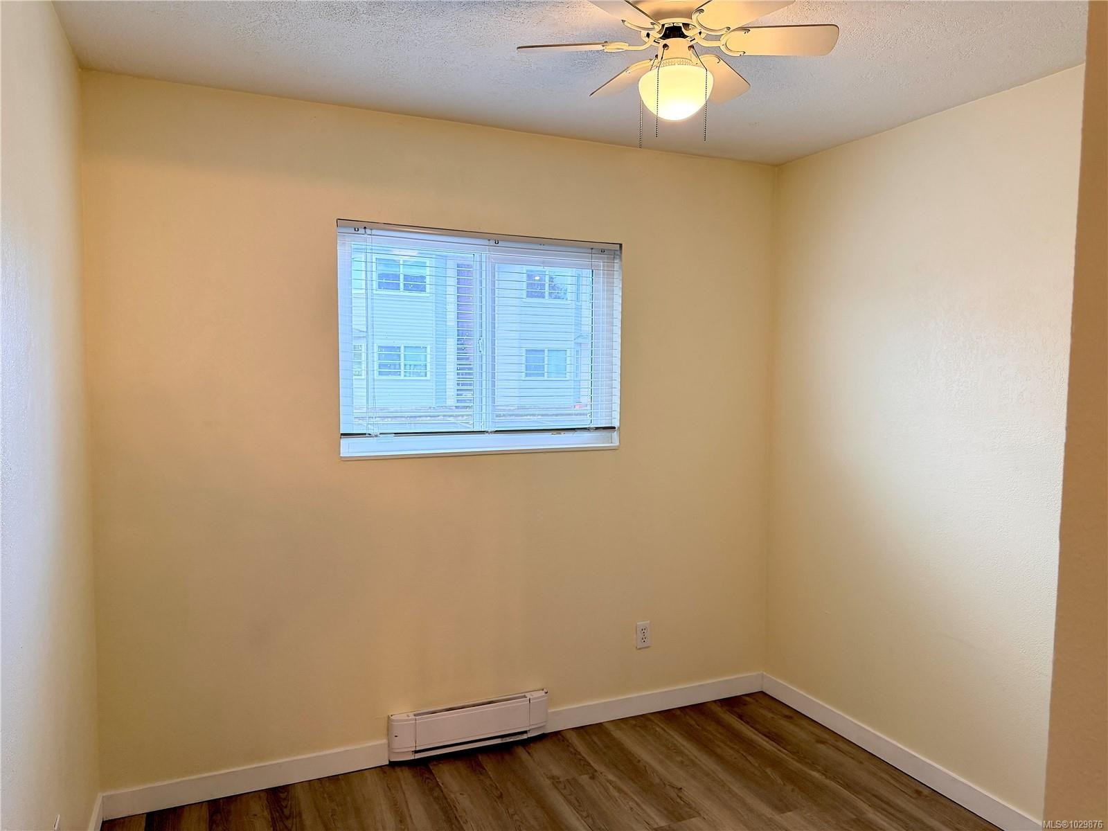 103-2425 Lewis St, Duncan, BC - Indoor Photo Showing Other Room