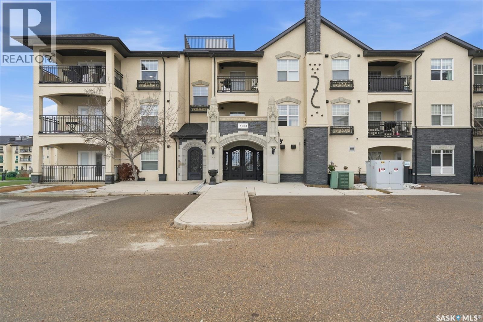 211 130 Phelps Way, Saskatoon, SK - Outdoor With Balcony With Facade