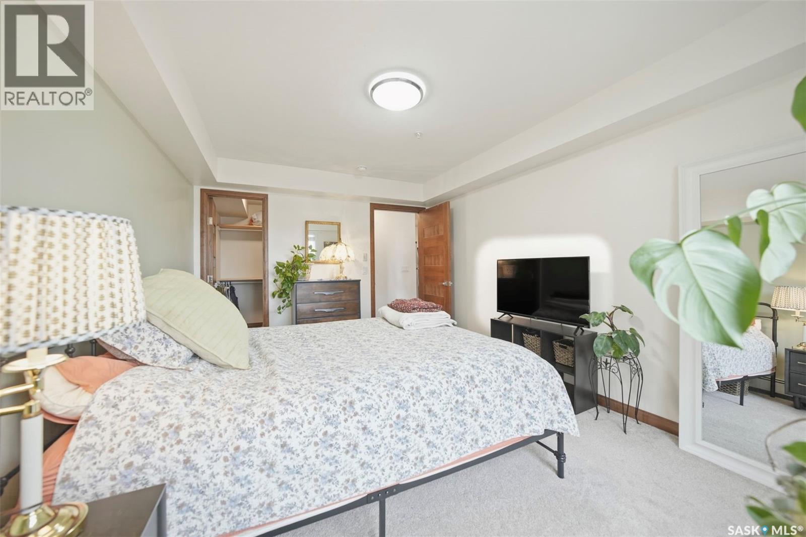 211 130 Phelps Way, Saskatoon, SK - Indoor Photo Showing Bedroom