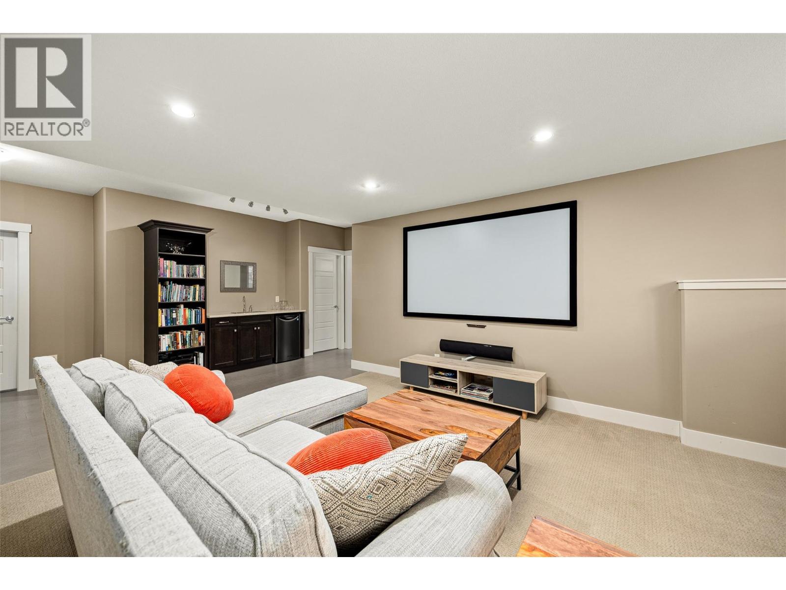 1768 Split Rail Place, Kelowna, BC - Indoor