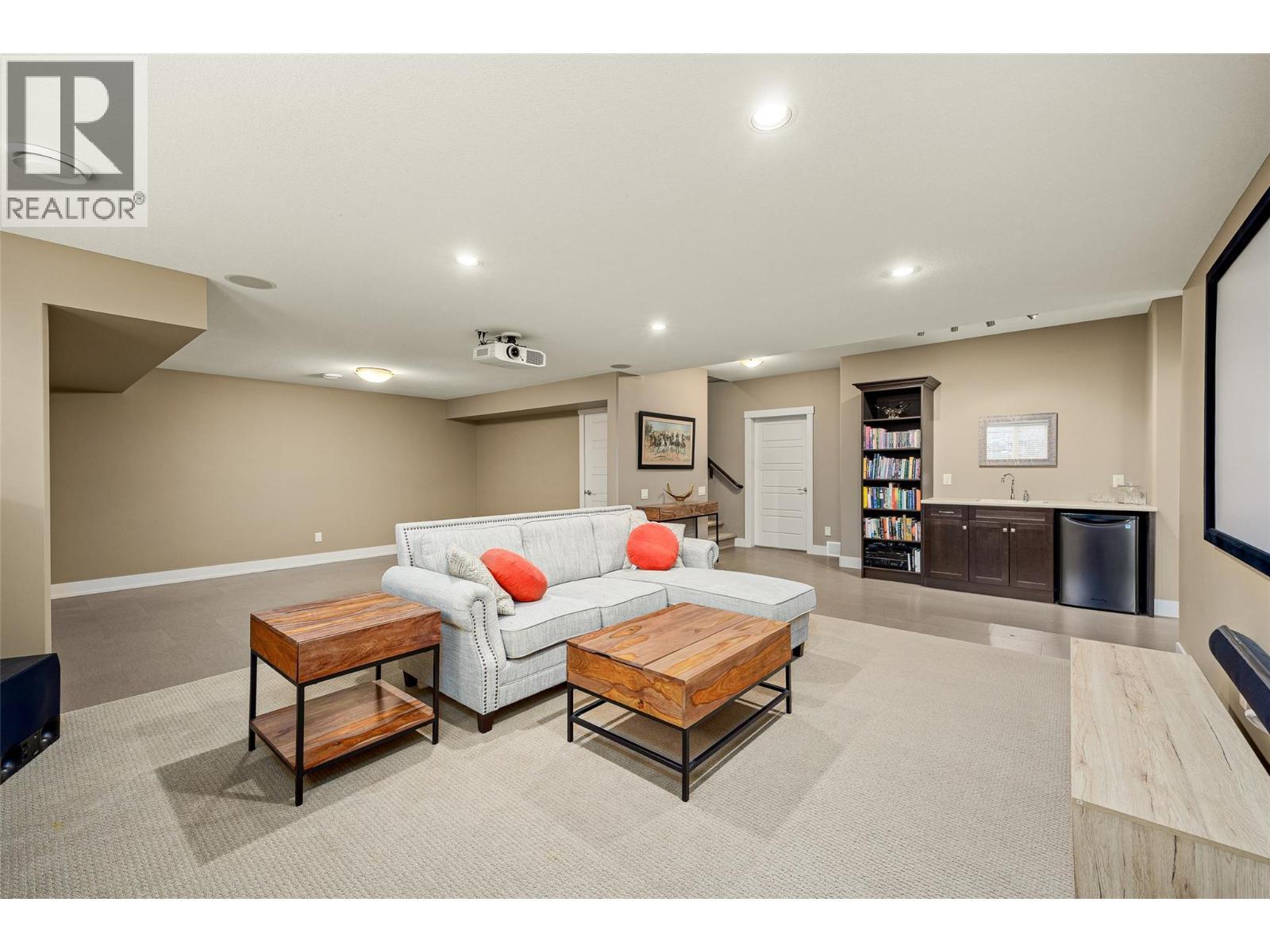 1768 Split Rail Place, Kelowna, BC - Indoor