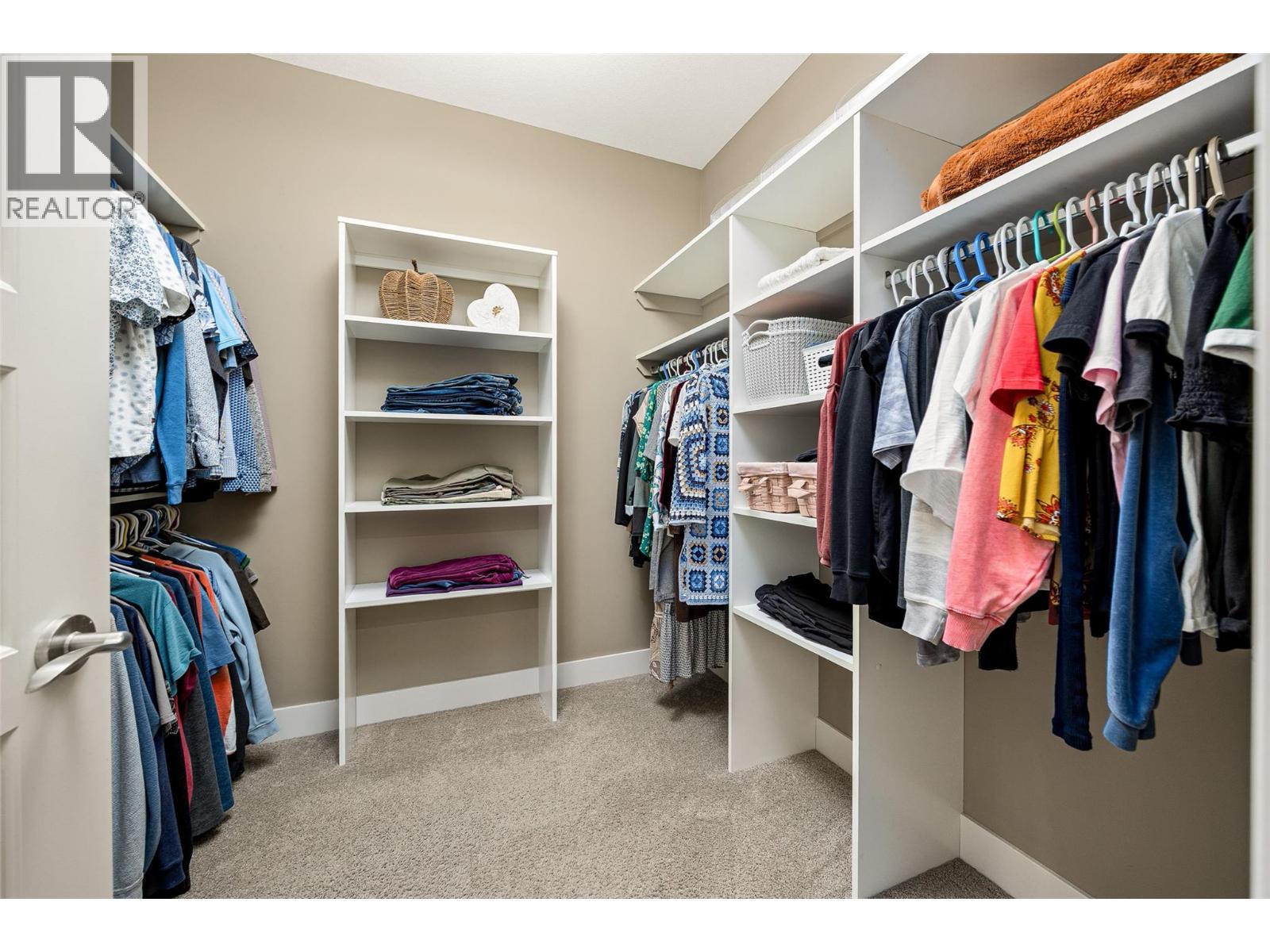 1768 Split Rail Place, Kelowna, BC - Indoor With Storage