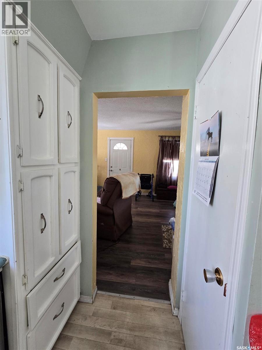 298 7Th Avenue, Broadview, SK - Indoor Photo Showing Other Room