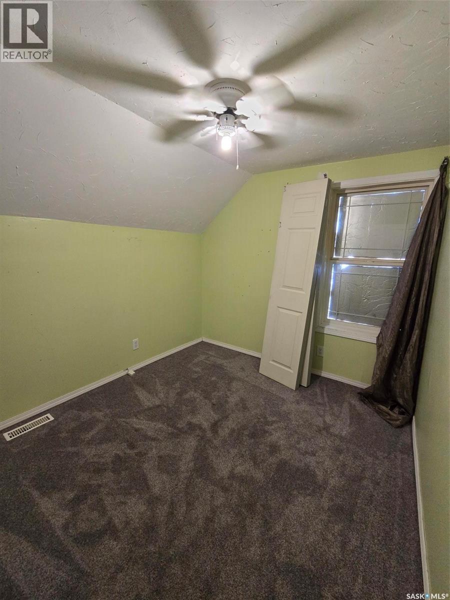 298 7Th Avenue, Broadview, SK - Indoor Photo Showing Other Room