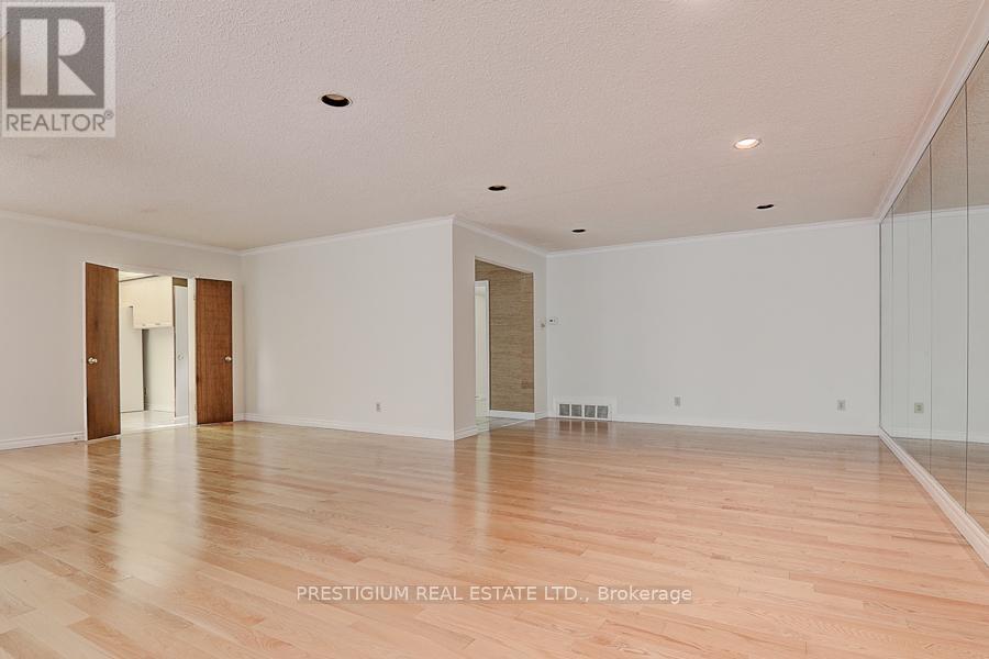 57 Laureleaf Road, Markham, ON - Indoor Photo Showing Other Room