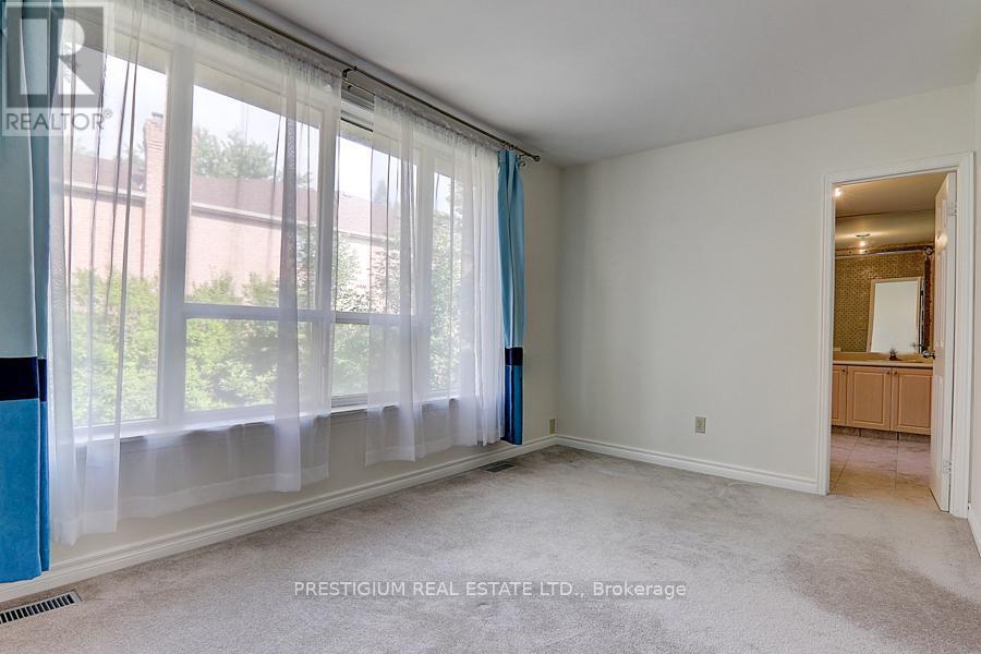 57 Laureleaf Road, Markham, ON - Indoor Photo Showing Other Room