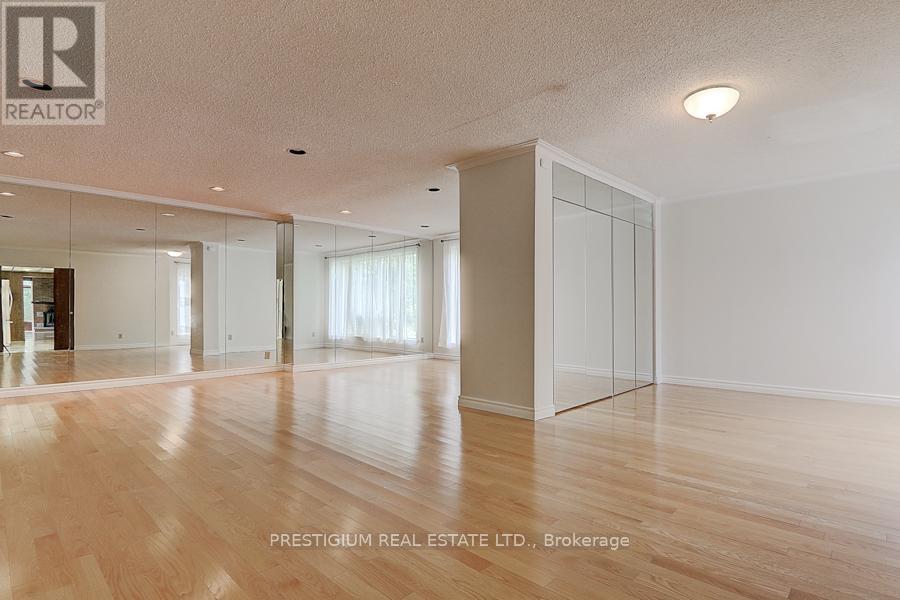 57 Laureleaf Road, Markham, ON - Indoor Photo Showing Other Room