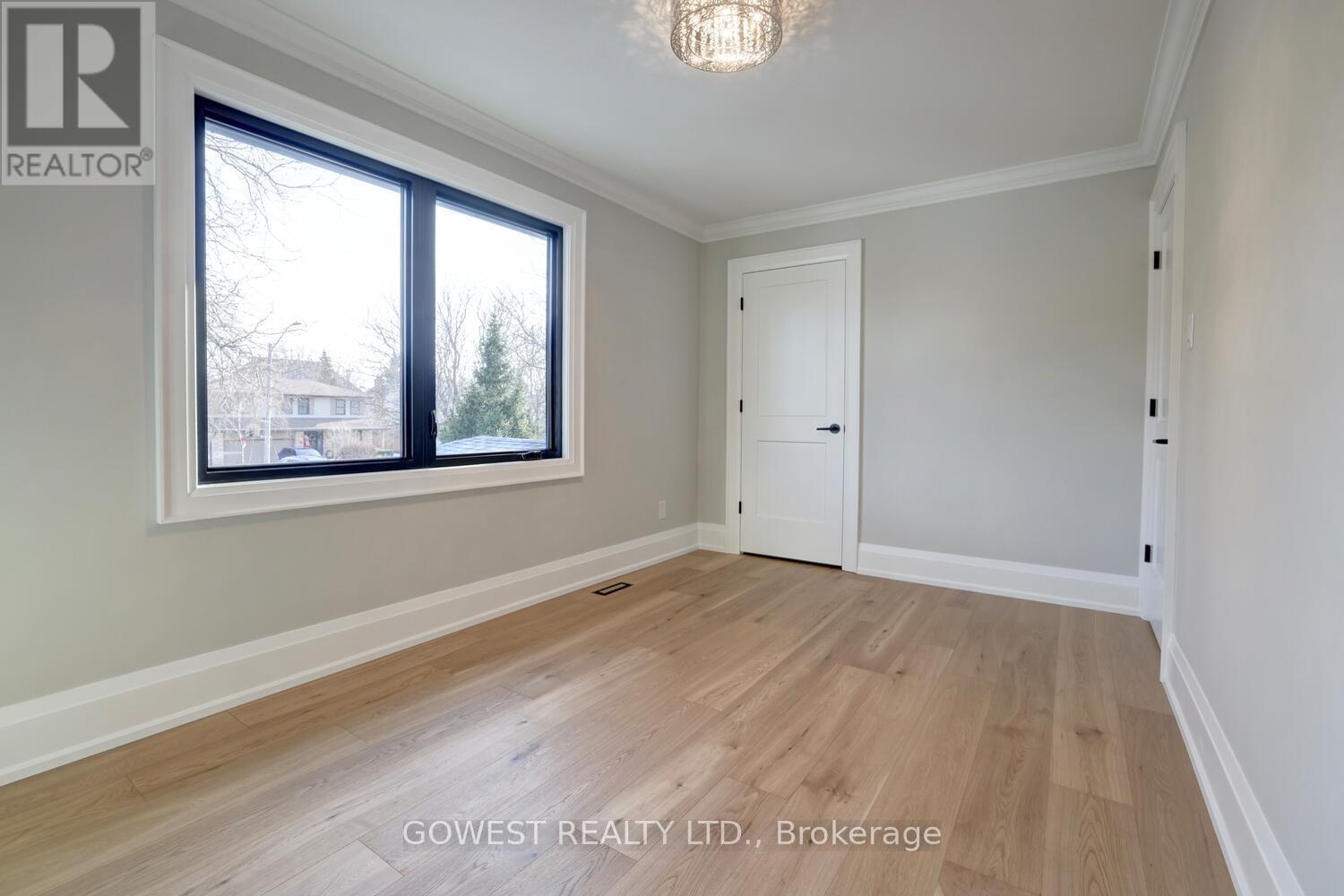 981 Valdese Drive, Mississauga, ON - Indoor Photo Showing Other Room