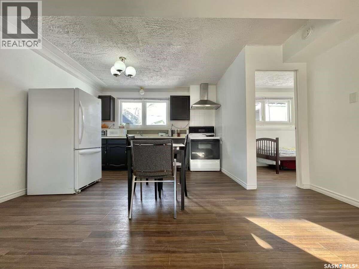 7227 6Th Avenue, Regina, SK - Indoor