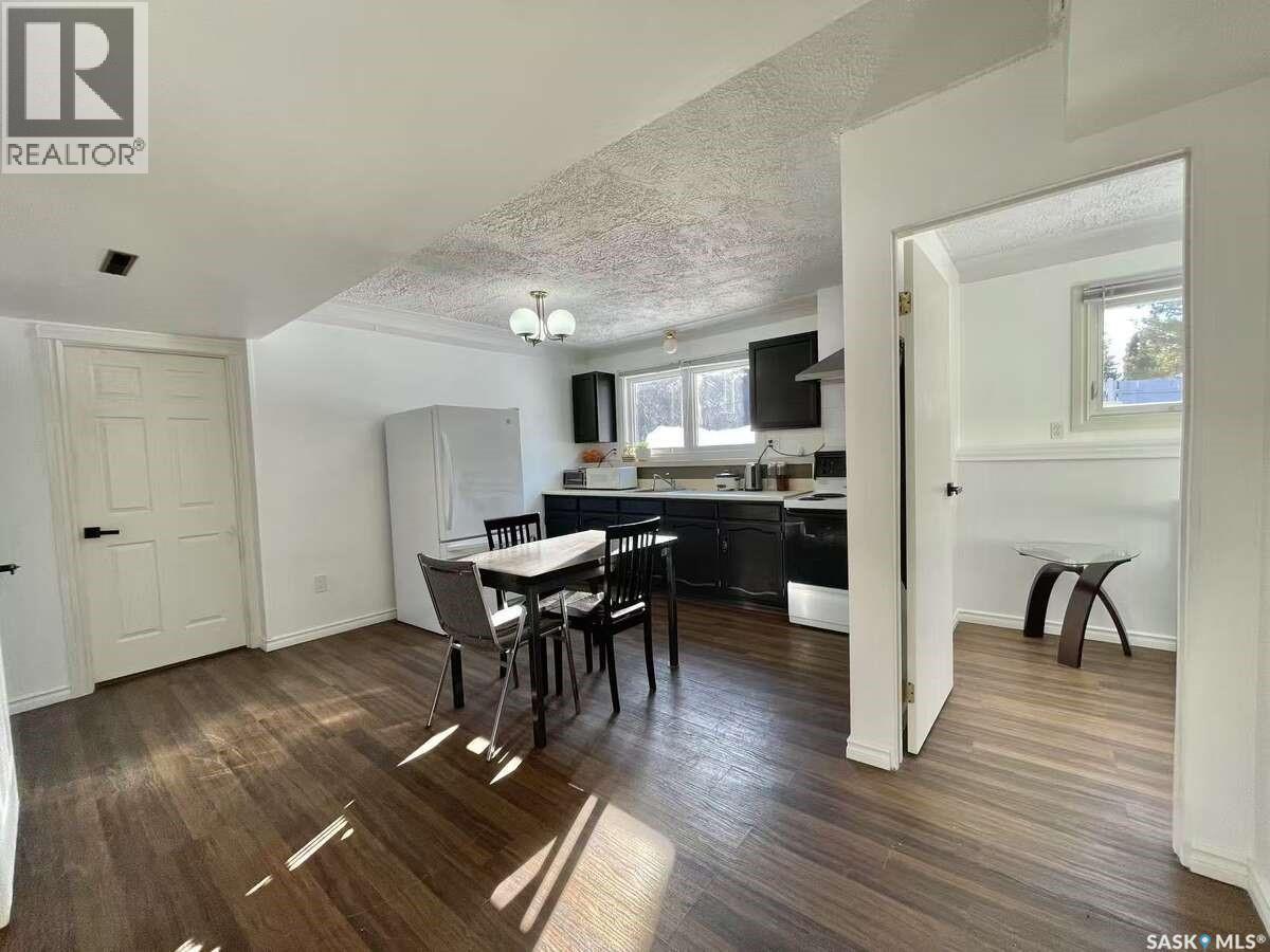 7227 6Th Avenue, Regina, SK - Indoor Photo Showing Other Room