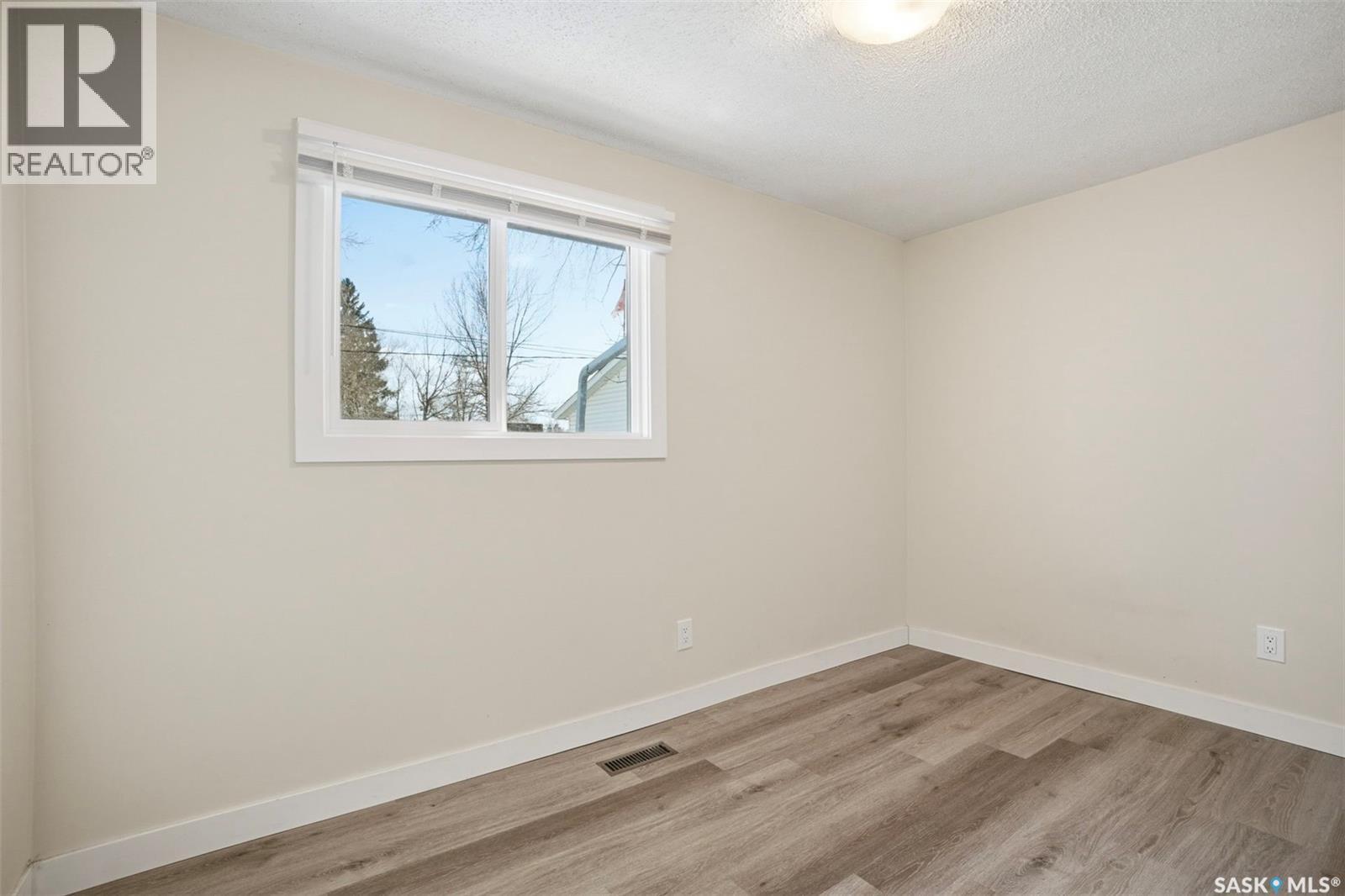 505 L Avenue N, Saskatoon, SK - Indoor Photo Showing Other Room