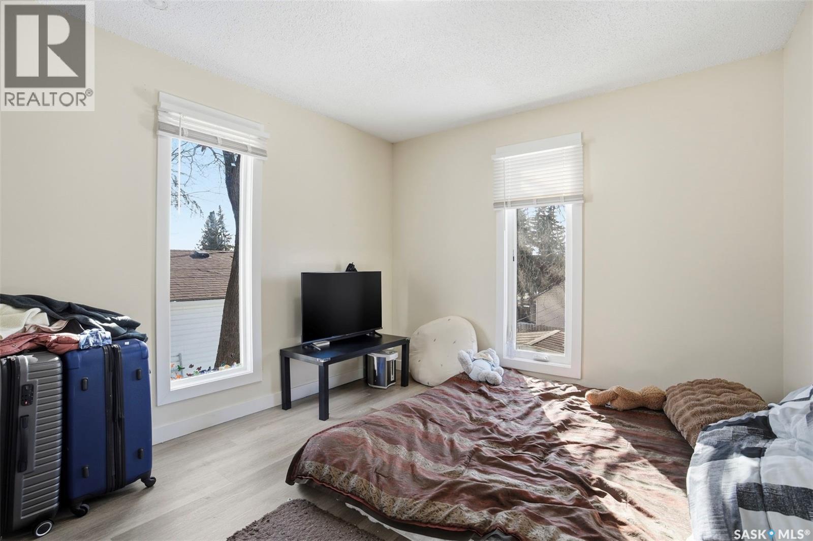 505 L Avenue N, Saskatoon, SK - Indoor Photo Showing Bedroom