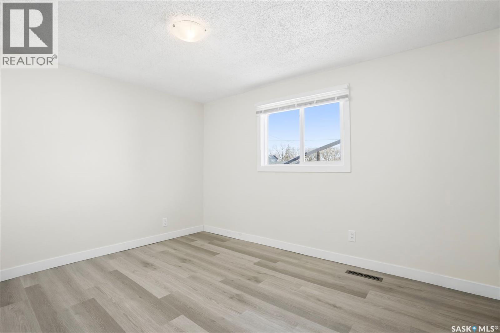 505 L Avenue N, Saskatoon, SK - Indoor Photo Showing Other Room