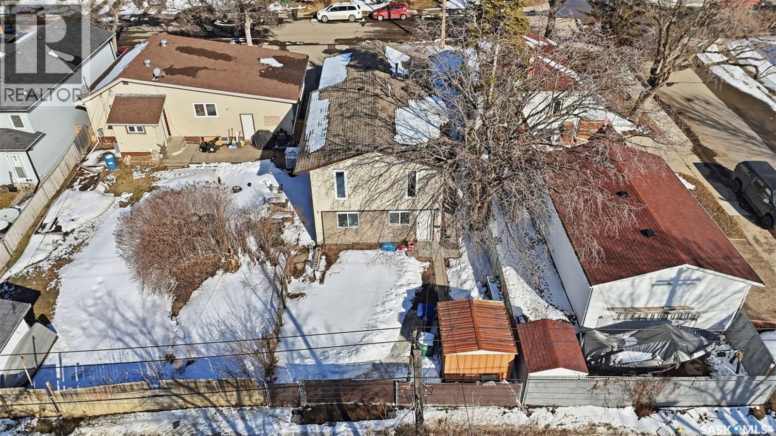 505 L Avenue N, Saskatoon, SK - Outdoor