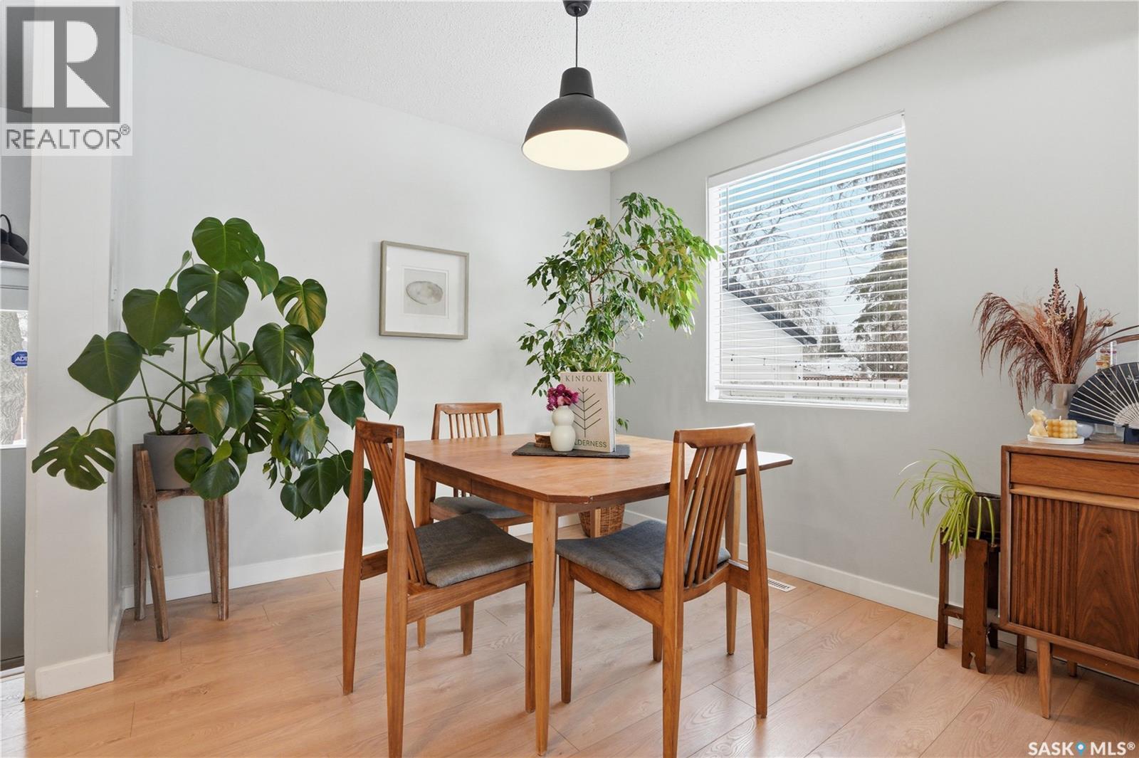 2 Ling Street, Saskatoon, SK - Indoor Photo Showing Dining Room