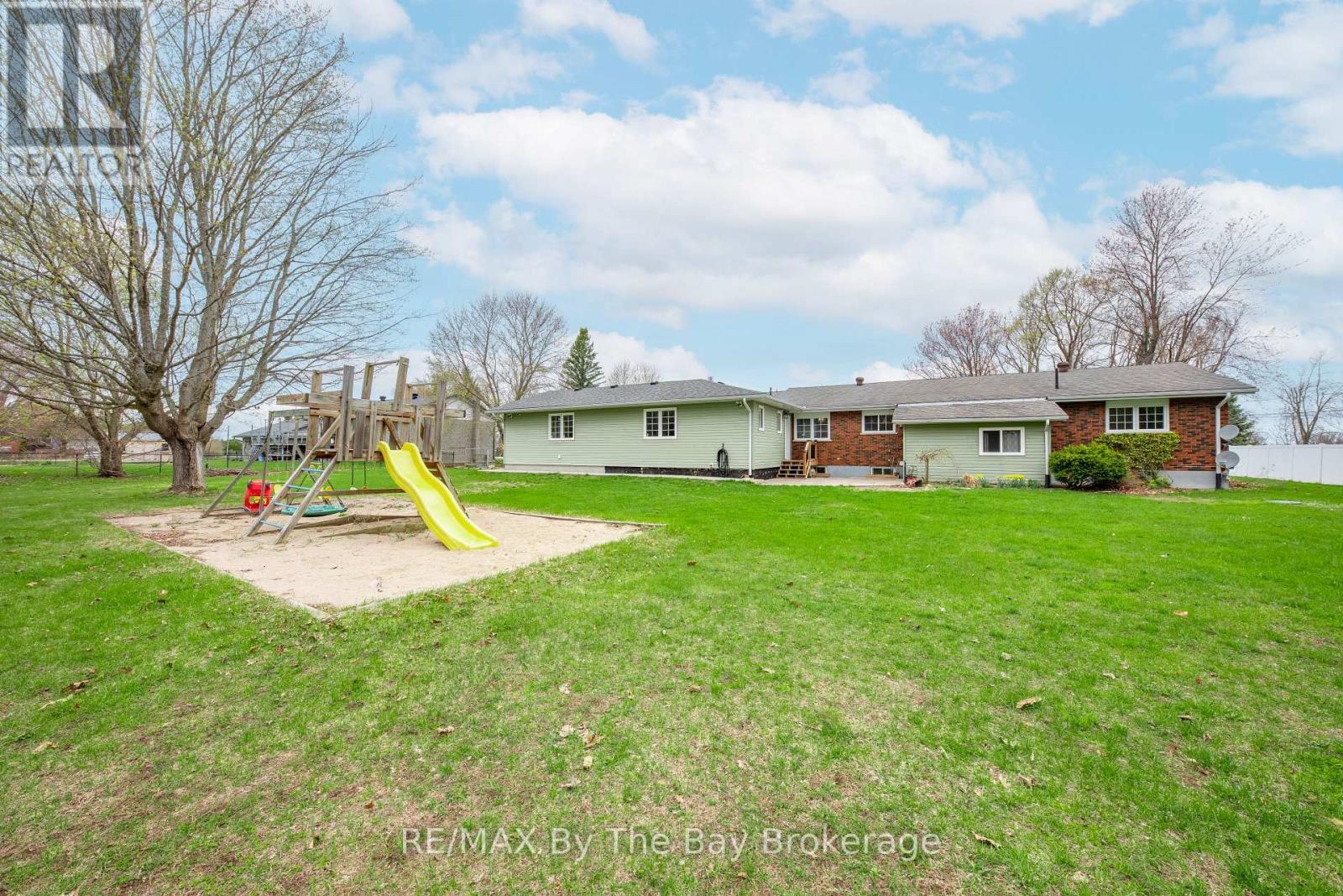 111 Balm Beach Road E, Tiny, ON - Outdoor