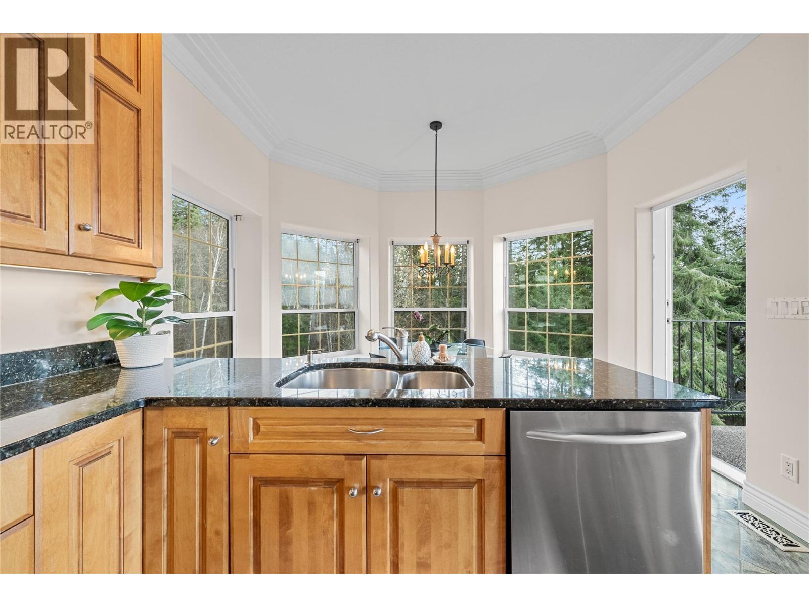 3676 Mcbride Road, Blind Bay, BC - Indoor Photo Showing Kitchen With Double Sink